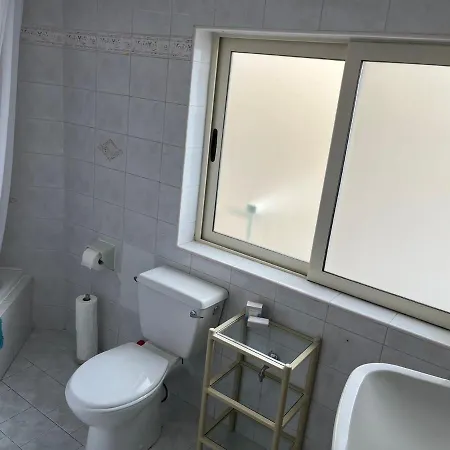 Apartment Groundfloor By The Sea, Fabulous Views *