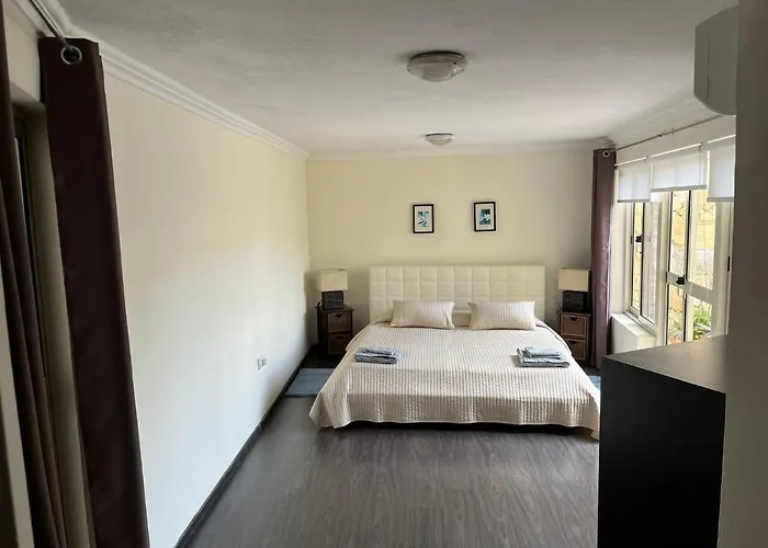 Groundfloor By The Sea, Fabulous Views *